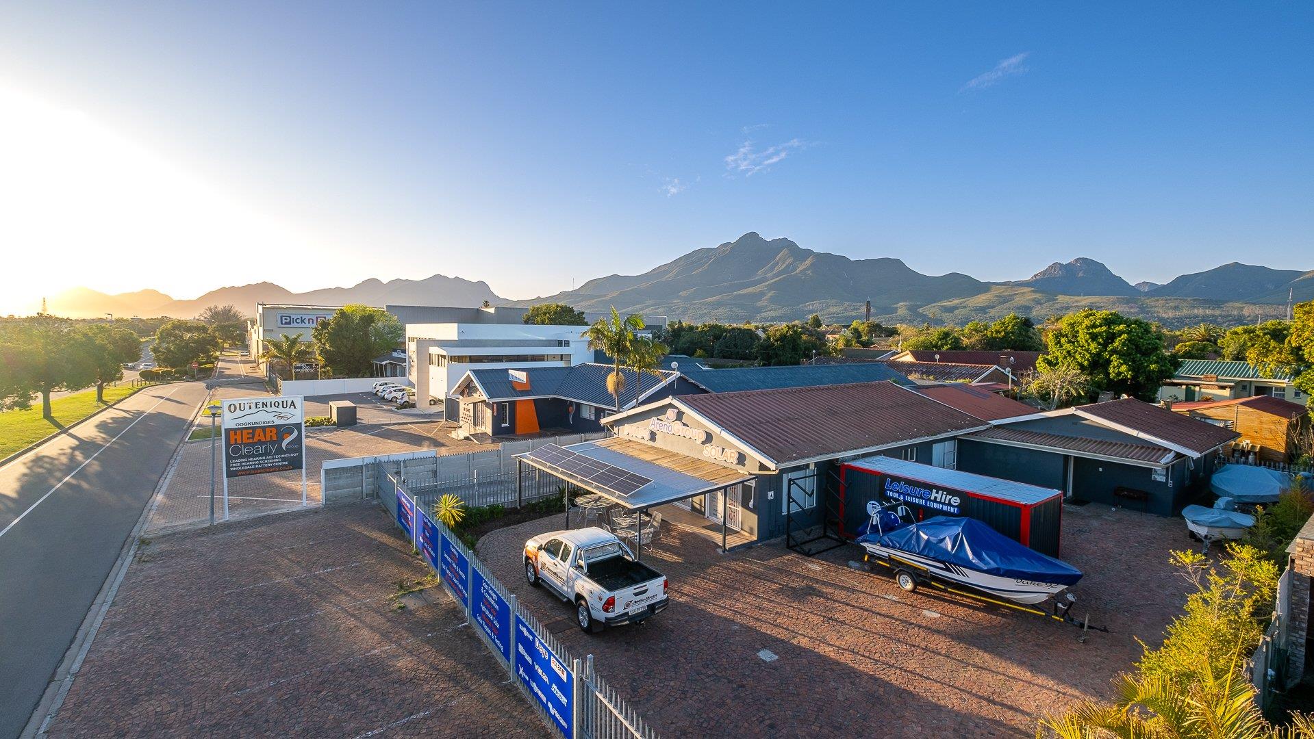 8 Bedroom House for Sale - Western Cape
