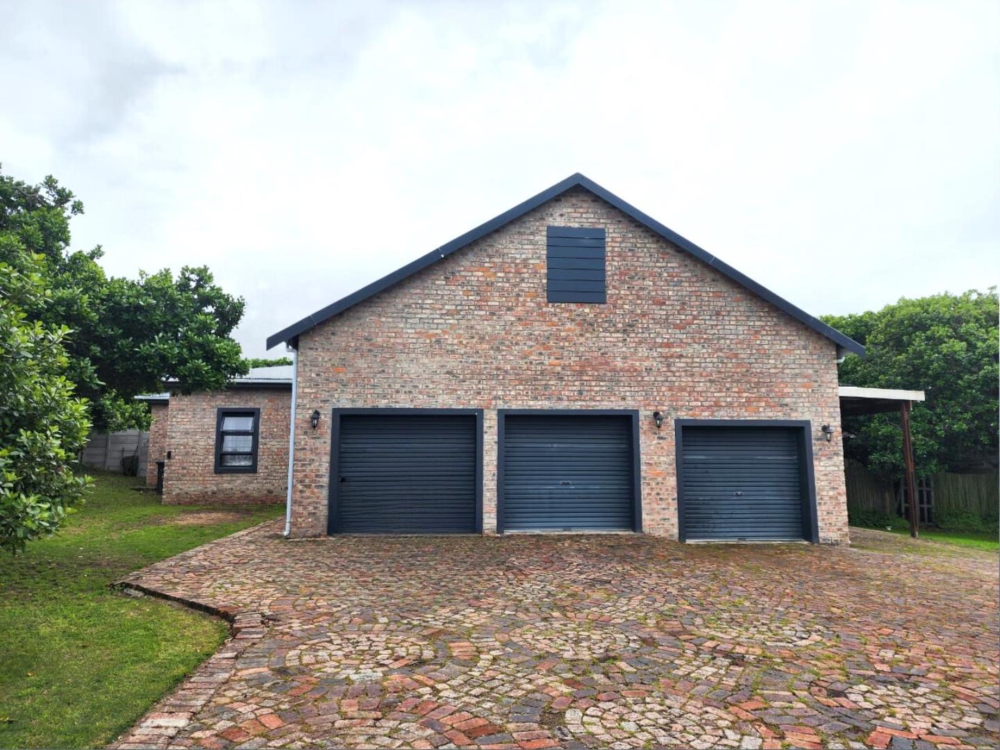 6 Bedroom House for Sale - Western Cape