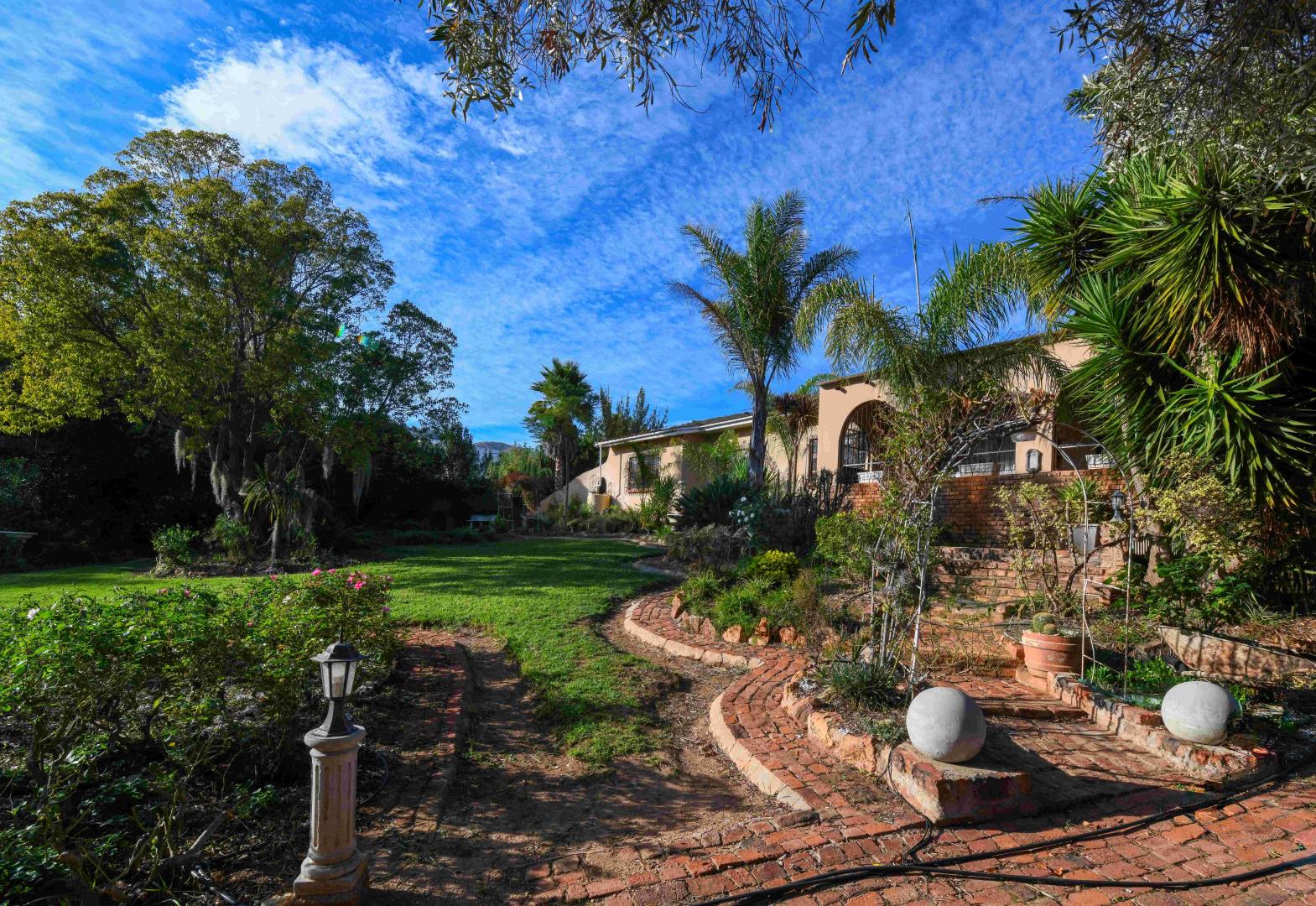 5 Bedroom House for Sale - Western Cape