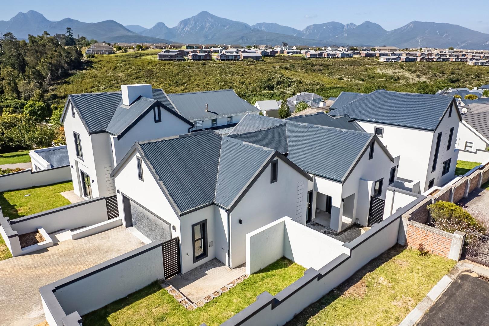 4 Bedroom House for Sale - Western Cape