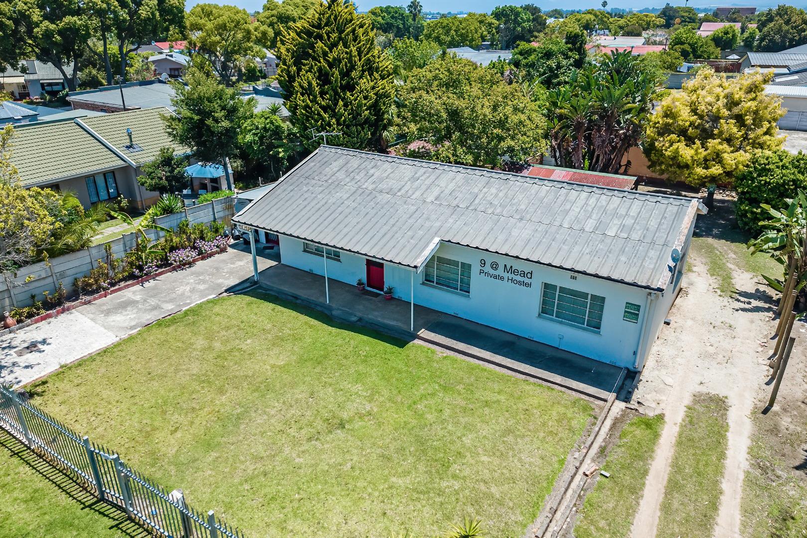 8 Bedroom House for Sale - Western Cape